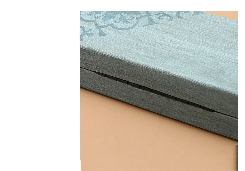 Fashionable and Simple Hard Shell Glasses Case Anti-Fall and Anti-Embossed Petal Pattern Glasses Storage Box